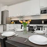 Goclaw & 2 Bedrooms & Parking & Balcony By Renters * Warszawa