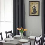 Lägenhet Goclaw & 2 Bedrooms & Parking & Balcony By Renters *