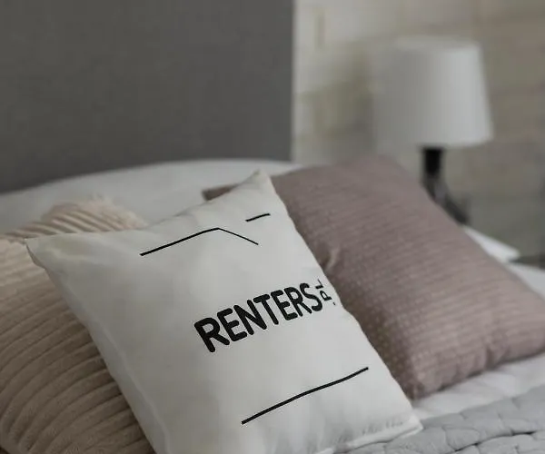 Apartamento Goclaw & 2 Bedrooms & Parking & Balcony By Renters Varsóvia