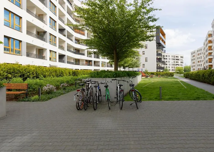 Goclaw & 2 Bedrooms & Parking & Balcony By Renters * Varsóvia