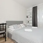 Goclaw & 2 Bedrooms & Parking & Balcony By Renters Apartment