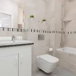 Goclaw & 2 Bedrooms & Parking & Balcony By Renters * Warschau