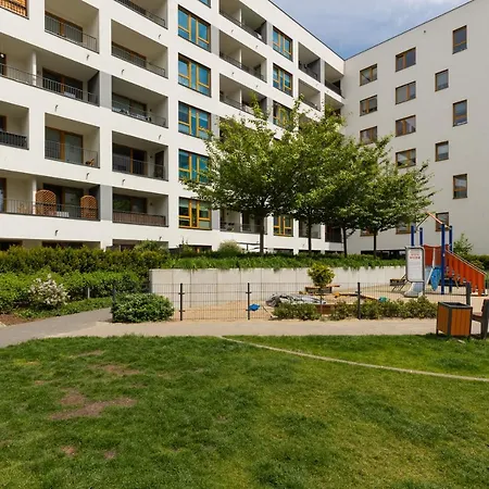 Goclaw & 2 Bedrooms & Parking & Balcony By Renters Varšava