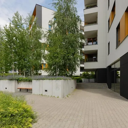 Goclaw & 2 Bedrooms & Parking & Balcony By Renters * Varşova